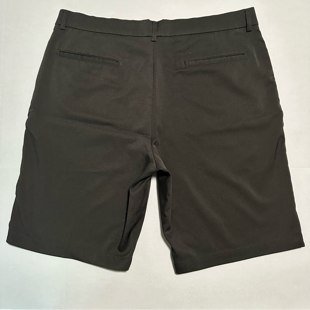 Walter Hagen Men’s Golf Shorts - Picture 3 of 5